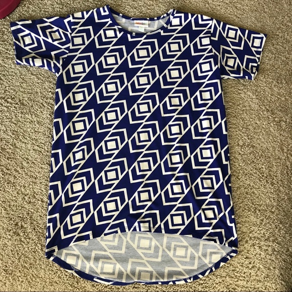 Lularoe Gracie Tee - Picture 1 of 2